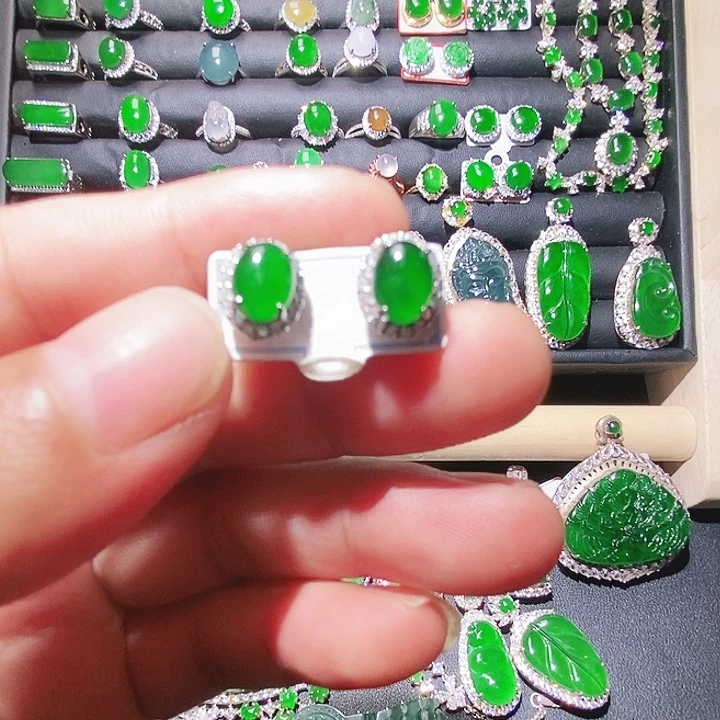 未镶嵌翡翠耳饰19