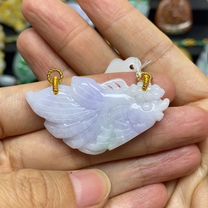 开***心翡翠未镶嵌颈饰翡翠