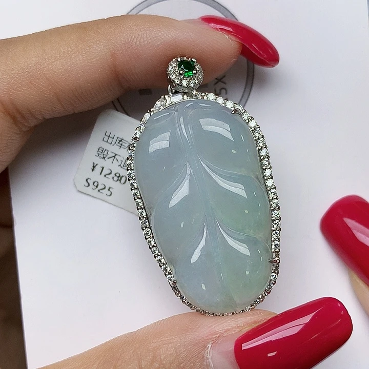 颈饰银S925镶嵌翡翠天然翡翠