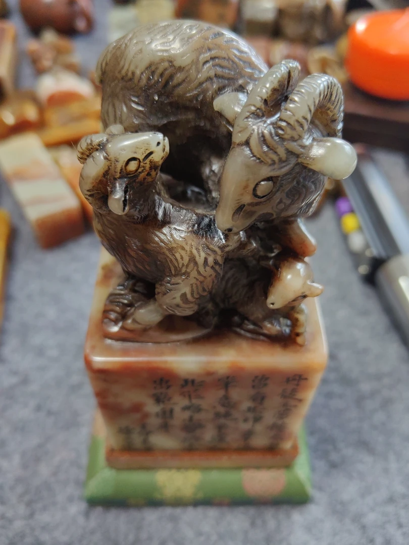 精品手工艺品摆件动物浮雕，雕刻精美！