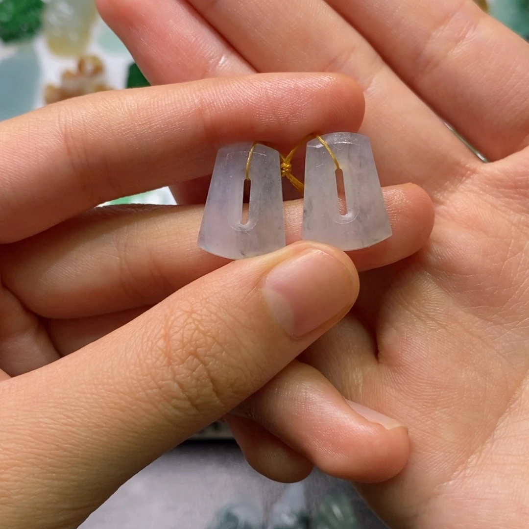 定制翡翠未镶嵌耳饰