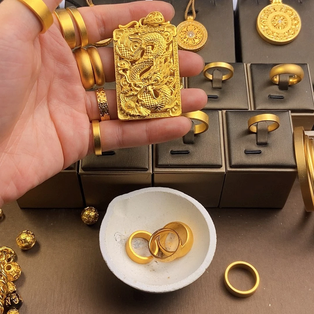 合金时尚潮流时尚合金饰品