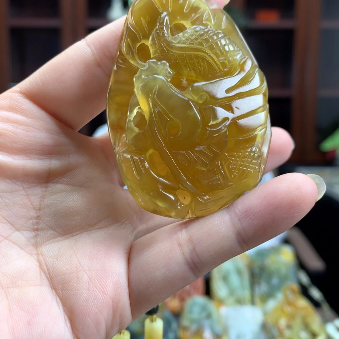 未镶嵌蛇纹石玉颈饰