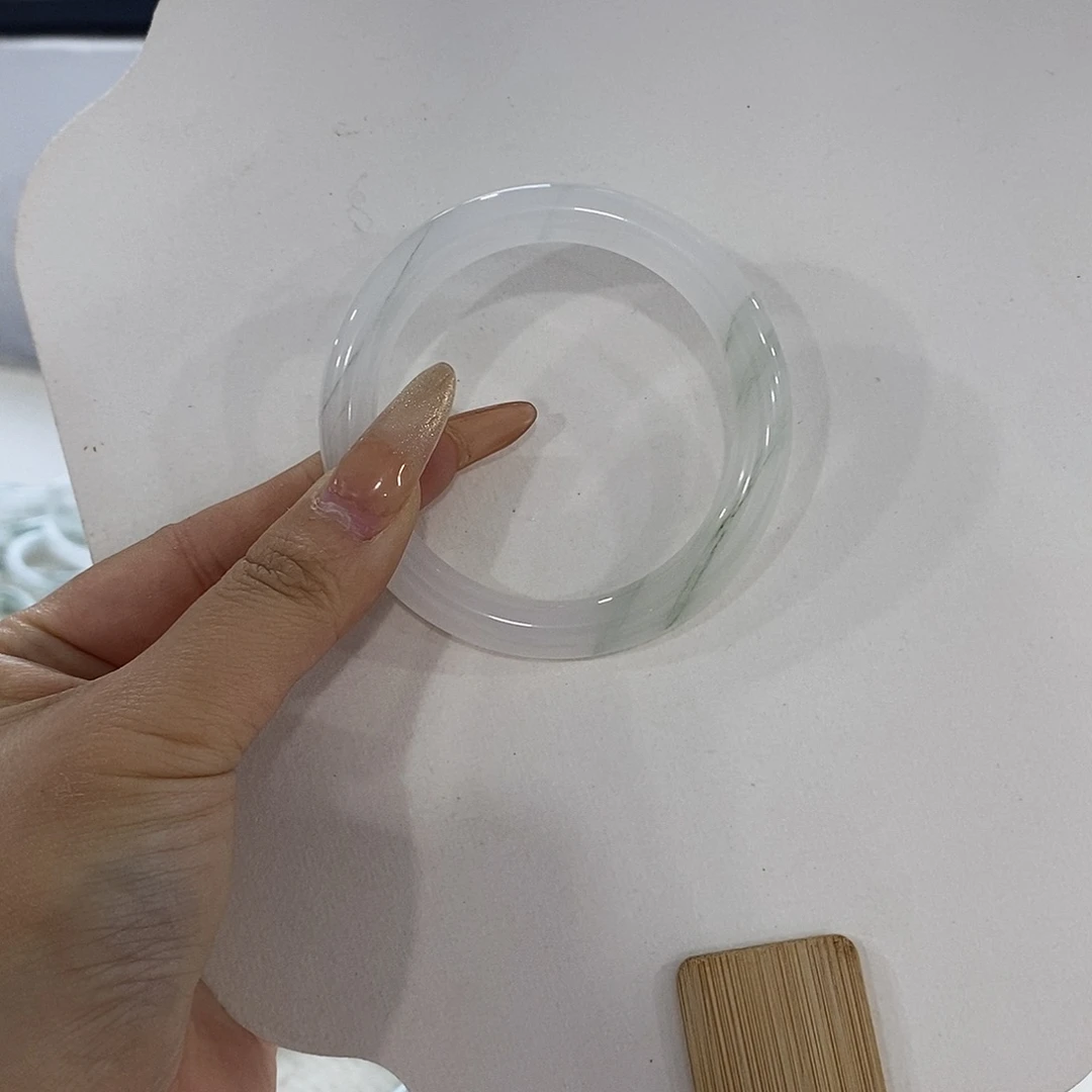 石英质玉手镯未镶嵌～果果