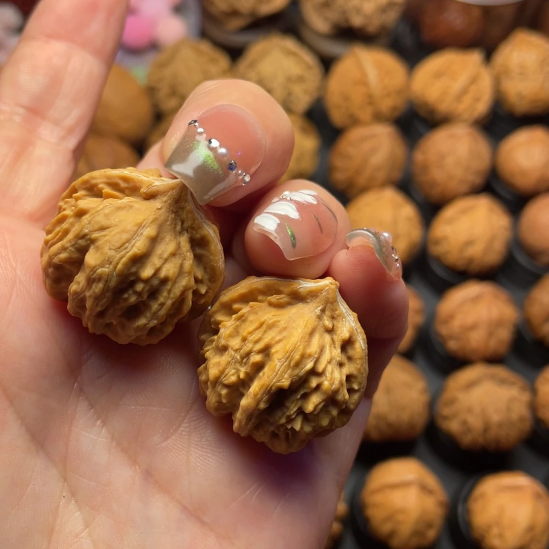 文玩核桃把件蟹*板核桃