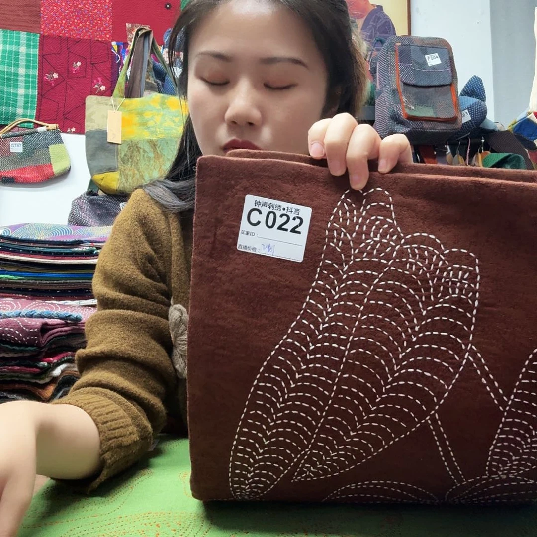 姜***玲织绣awddfgggghhhhhhhbbgf