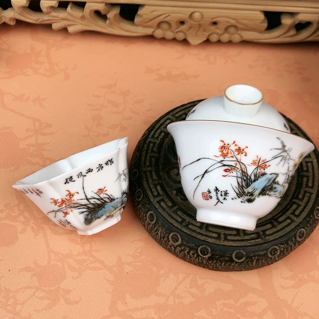 y****i粉彩花卉手工主人杯