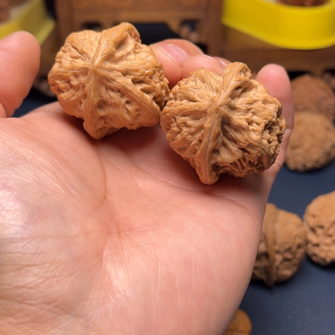 文玩核桃吊坠w*n承德粗筋