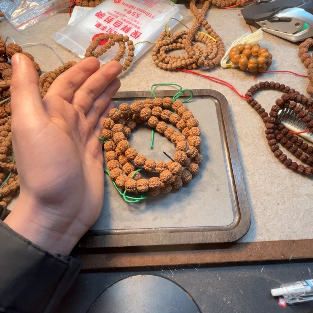 金刚菩提吊坠老树梅花手持