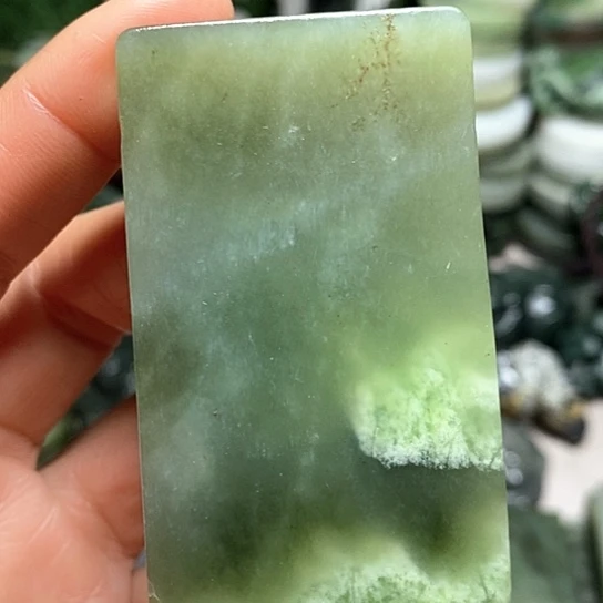 未镶嵌和田玉（糖玉）珠宝半成品