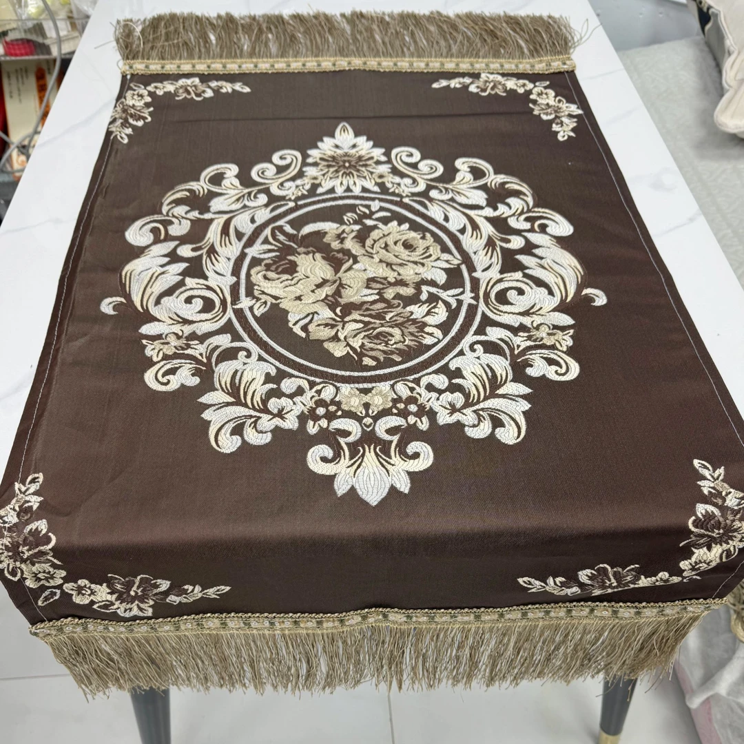 尺寸48*95含花边万能盖巾天丝贡缎