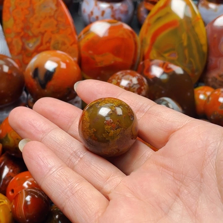 玛瑙/玉髓战国红玛瑙挂件未镶嵌凯