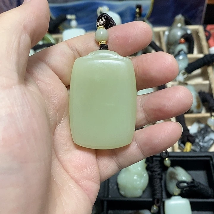 ༄***࿐和田玉未镶嵌颈饰