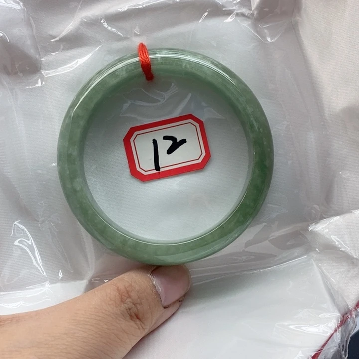 未镶嵌手镯翡翠翡翠