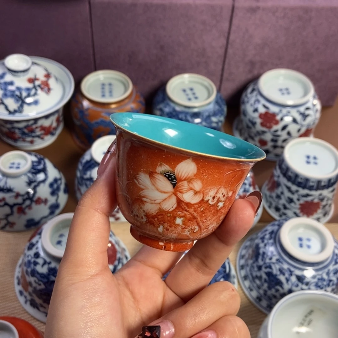 陶瓷云楼绿釉老油红荷花铃铛杯