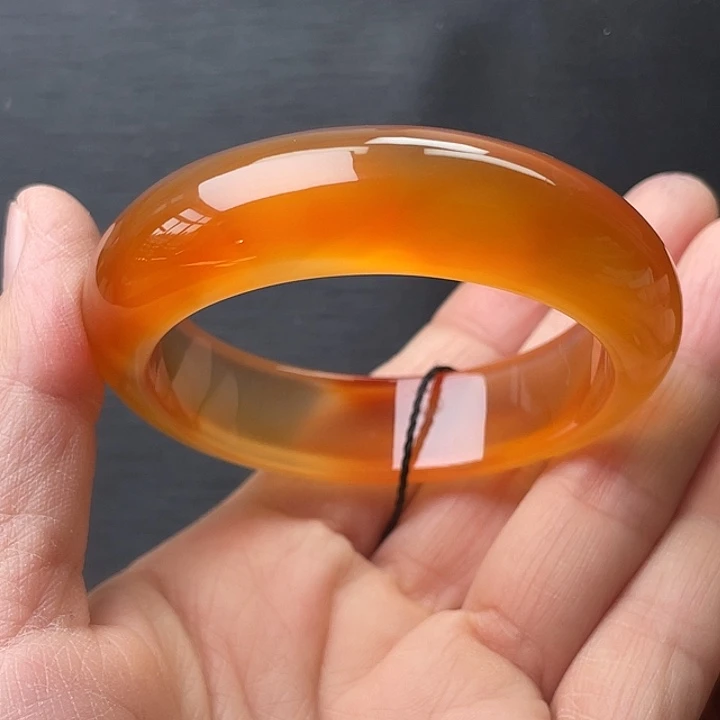 玛瑙/玉髓未镶嵌手镯52圈口