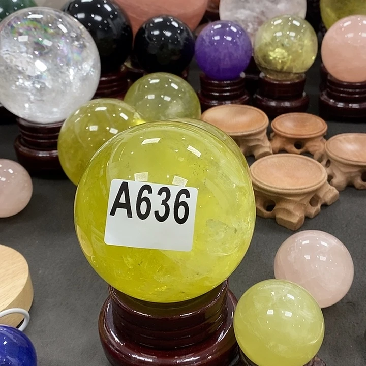 星***辰石材天然黄水晶摆件9.7