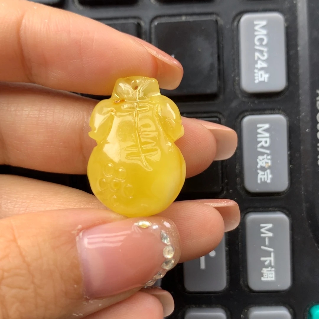 琥珀未镶嵌珠宝奇石