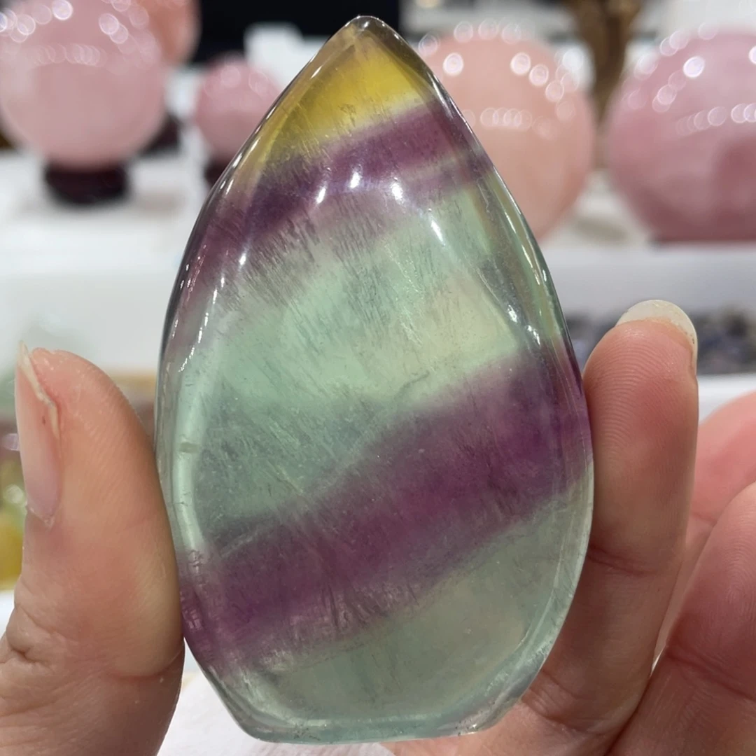 水晶摆件水晶未镶嵌?**儿