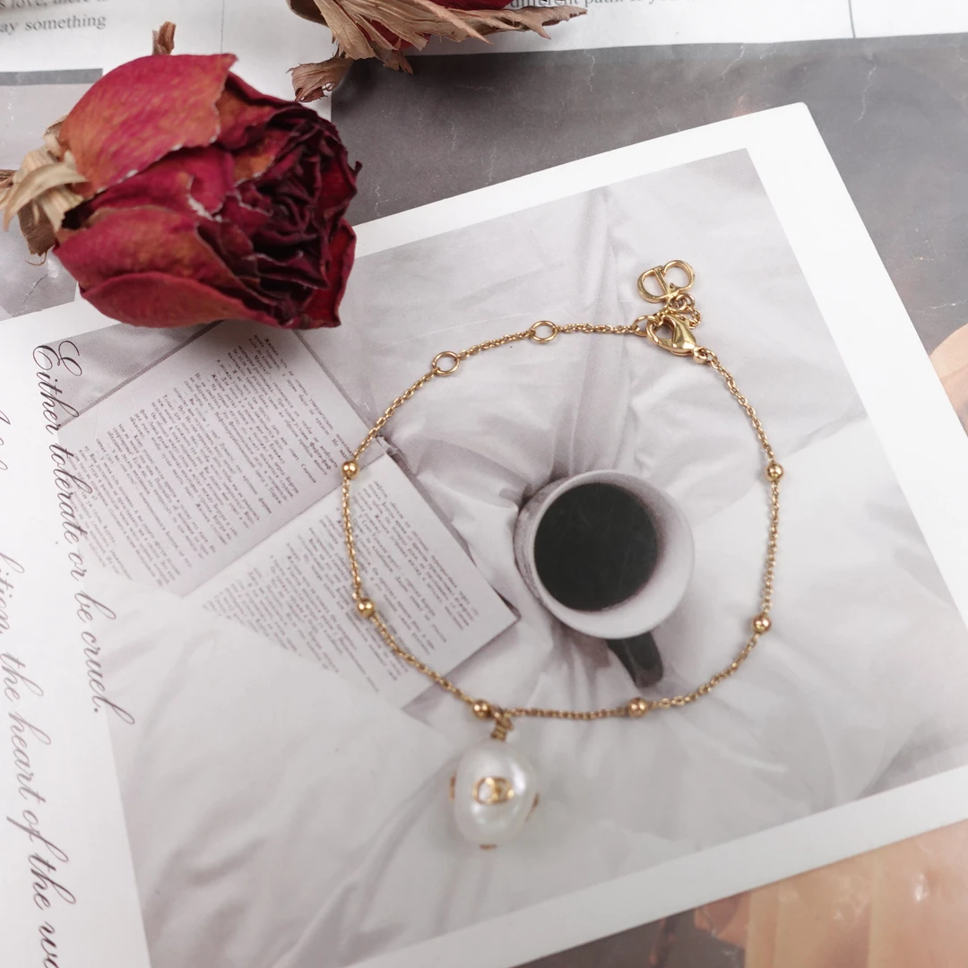 95新 DIOR/迪奥 /手链 T10290056