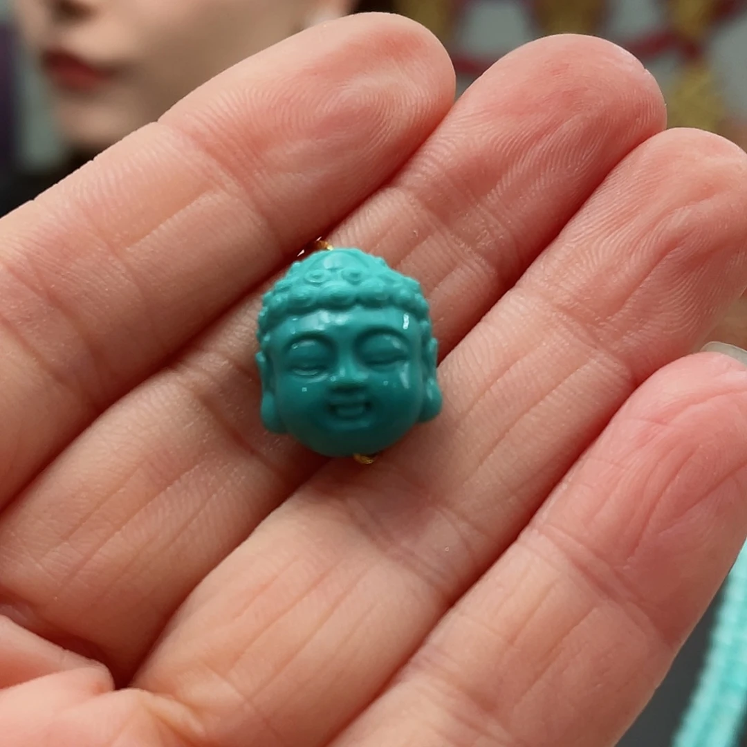 绿松石颈饰未镶嵌