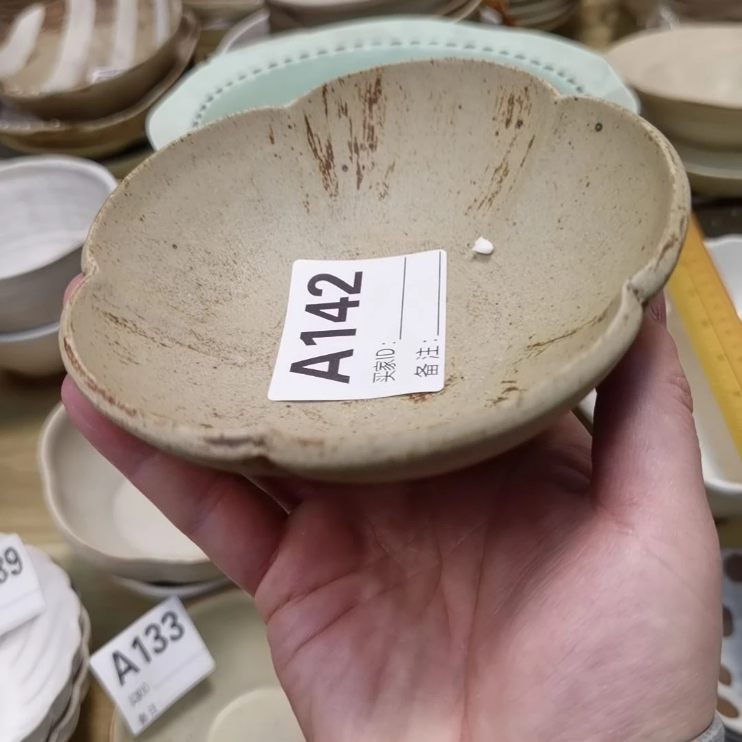 瓷片正品粗陶米饭碗一个