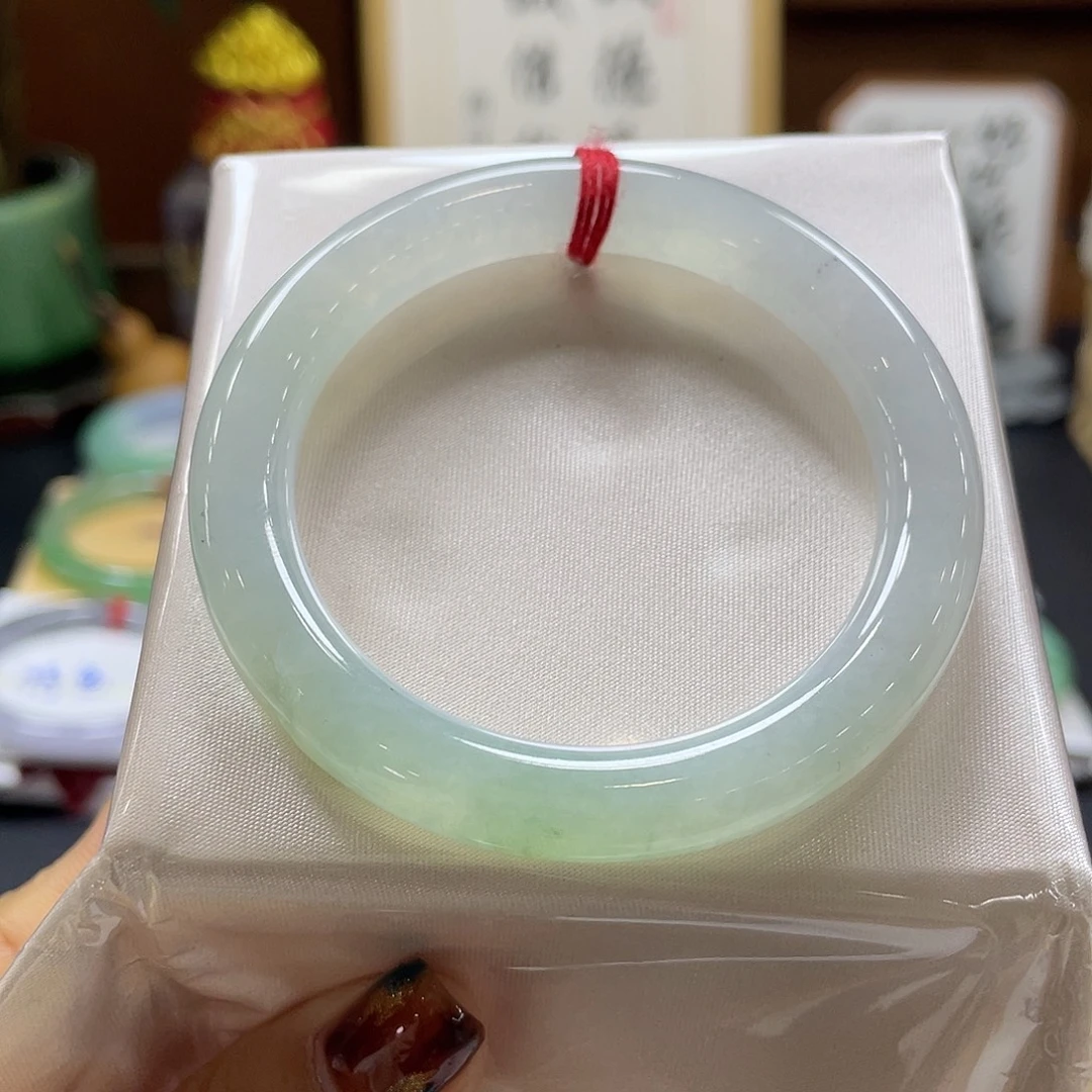 翡翠未镶嵌手镯2号