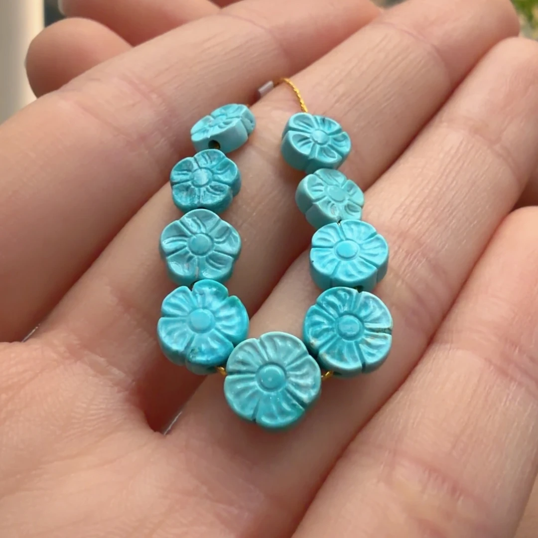 绿松石未镶嵌颈饰