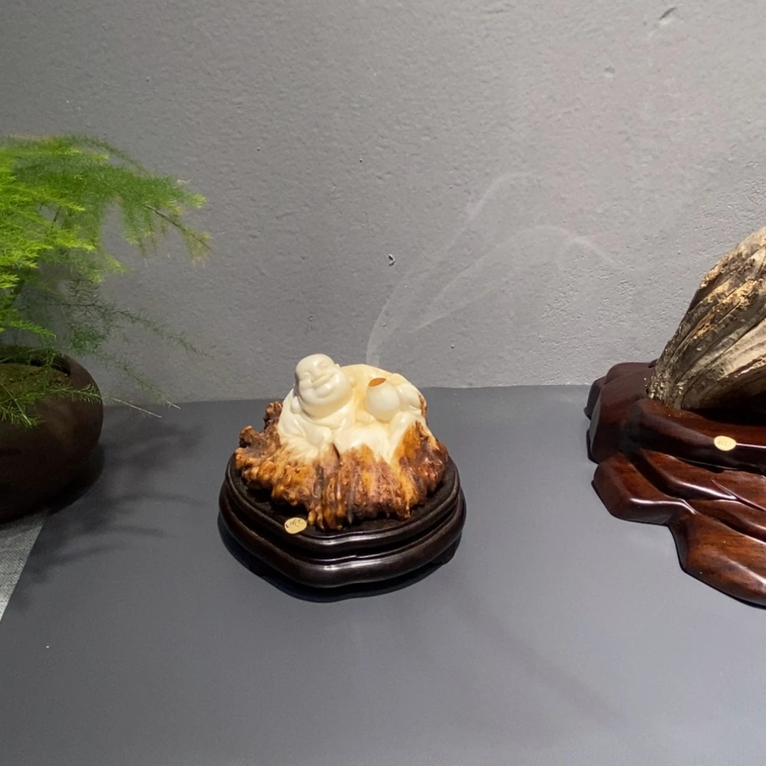 贝壳杉鹿角香炉意境