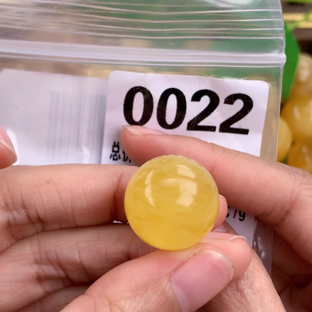 蜜蜡未镶嵌珠宝奇石18.7