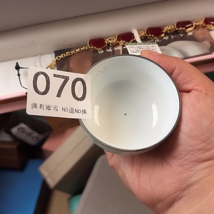 1111111。            凯**C