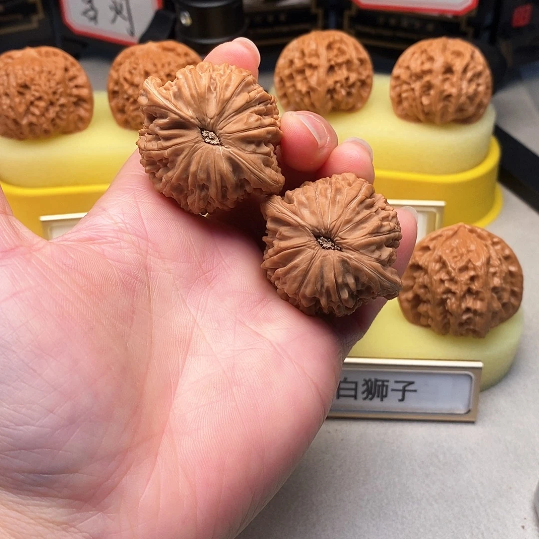 凡***思文玩核桃吊坠40尺全品正磨盘180号