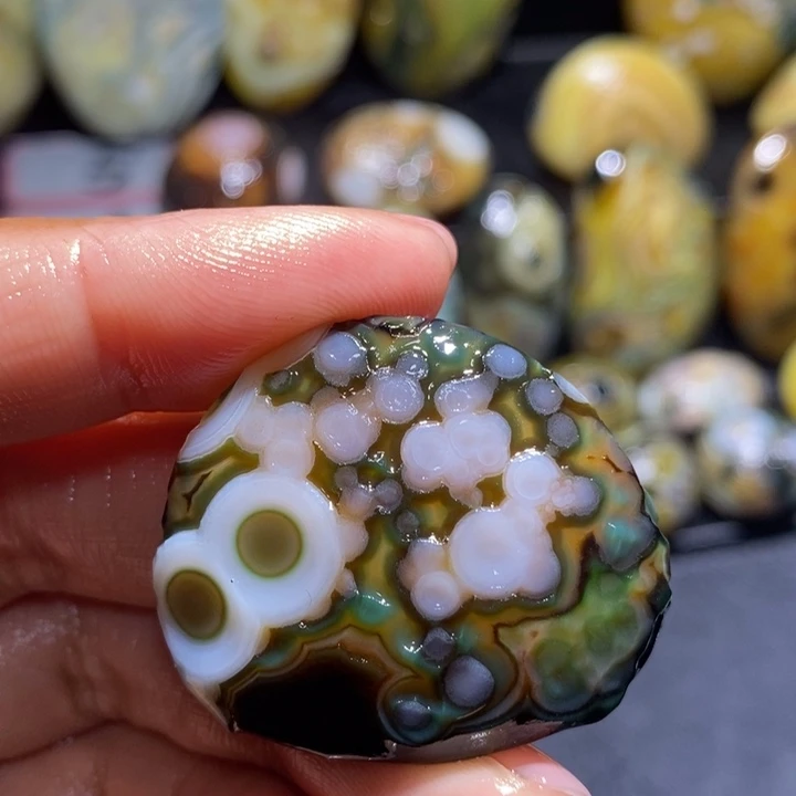 玛瑙/玉髓未镶嵌珠宝半成品57