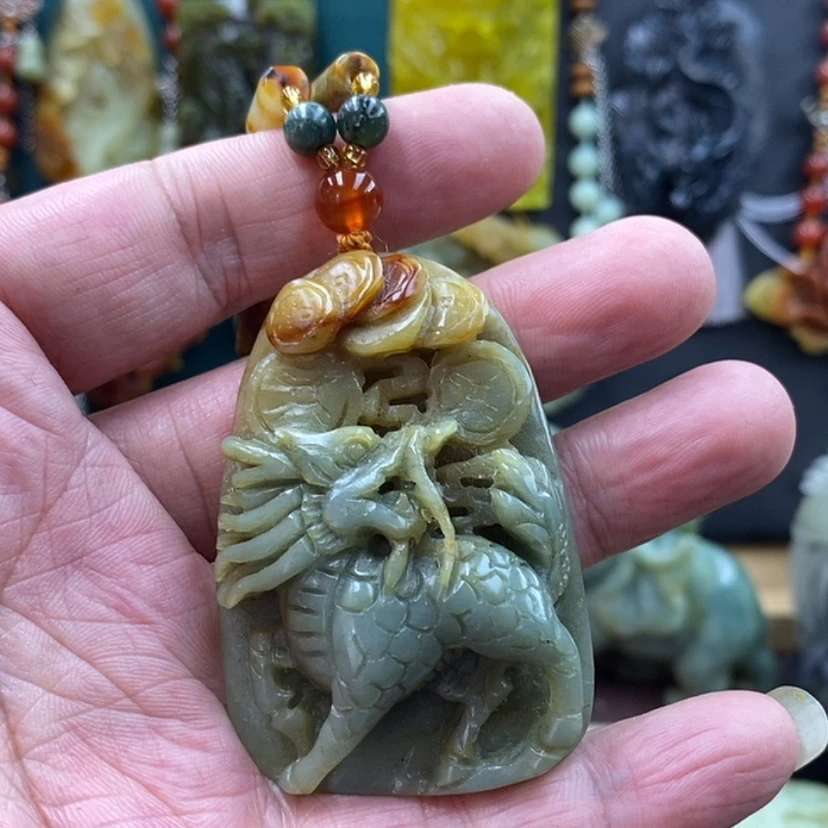 【闪购商品】未镶嵌蛇纹石玉吊坠