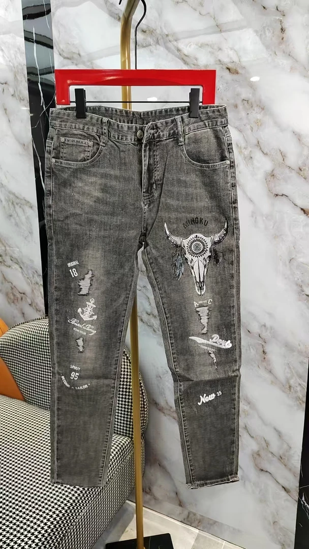 【断码清】男士春秋牛图腾修身牛仔裤8027