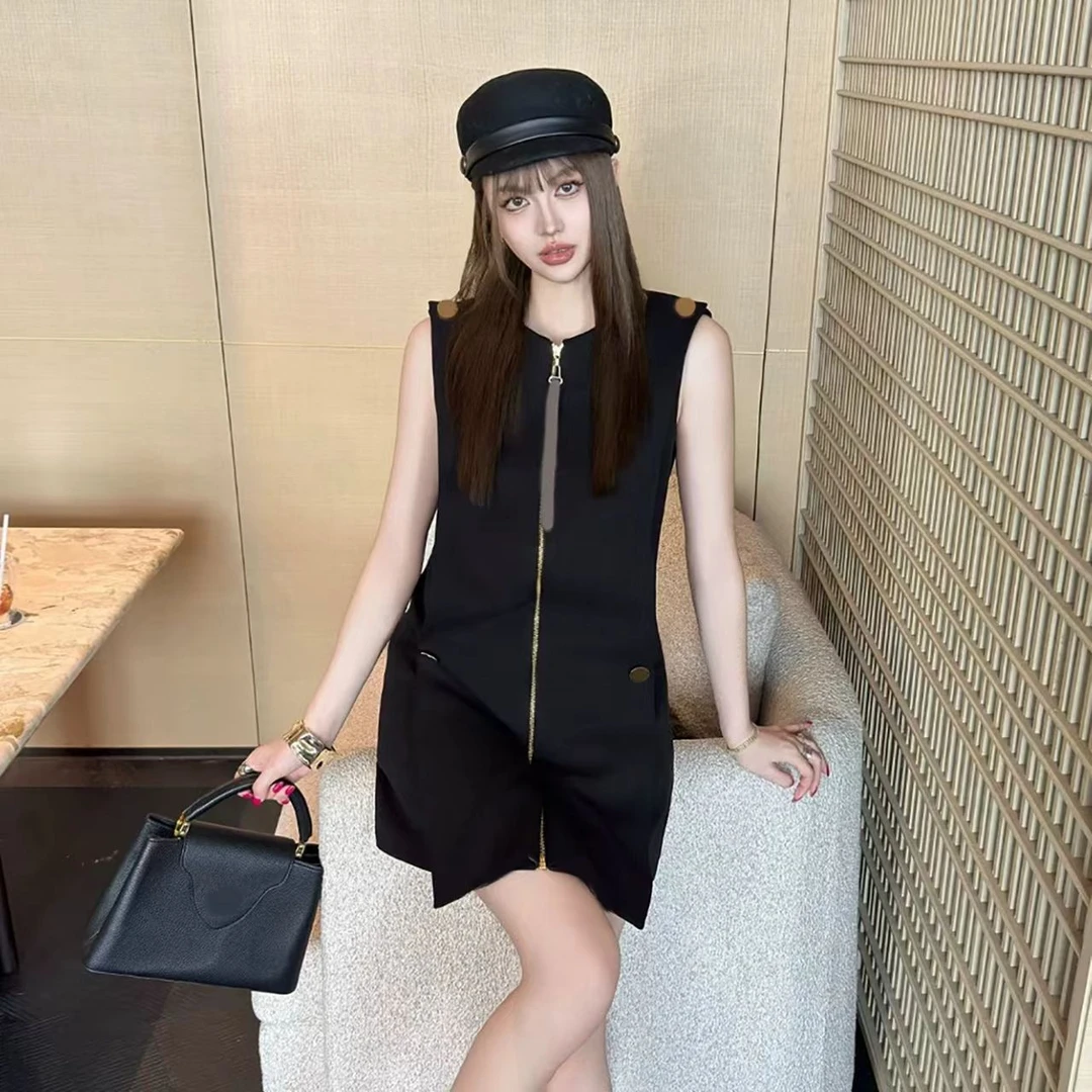 马户-夏季圆领无袖黑色连衣裙-A017