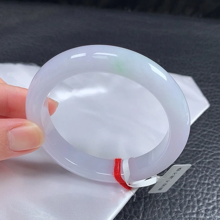 翡翠未镶嵌手镯