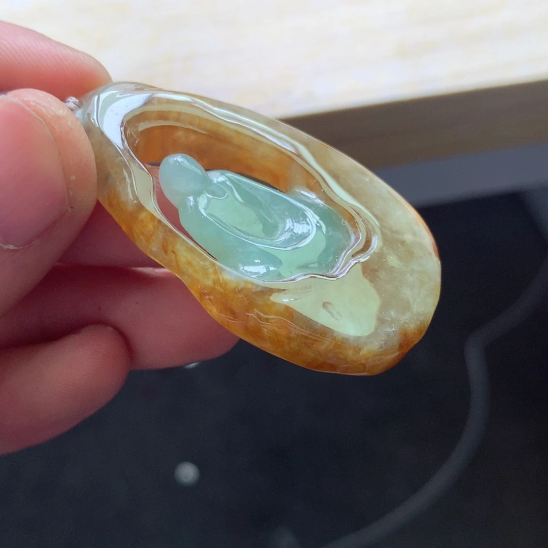 翡翠颈饰未镶嵌吊坠