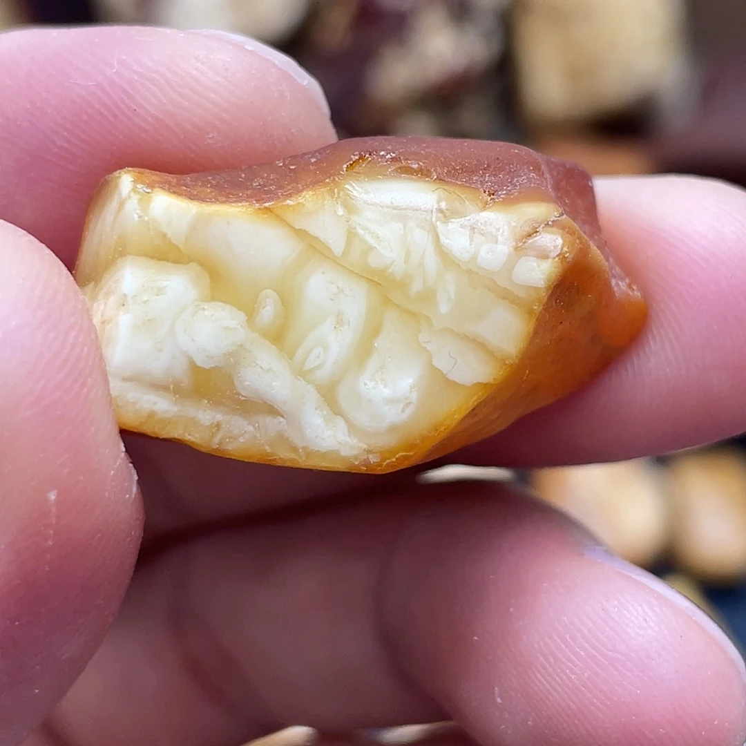 未镶嵌定制琥珀定制