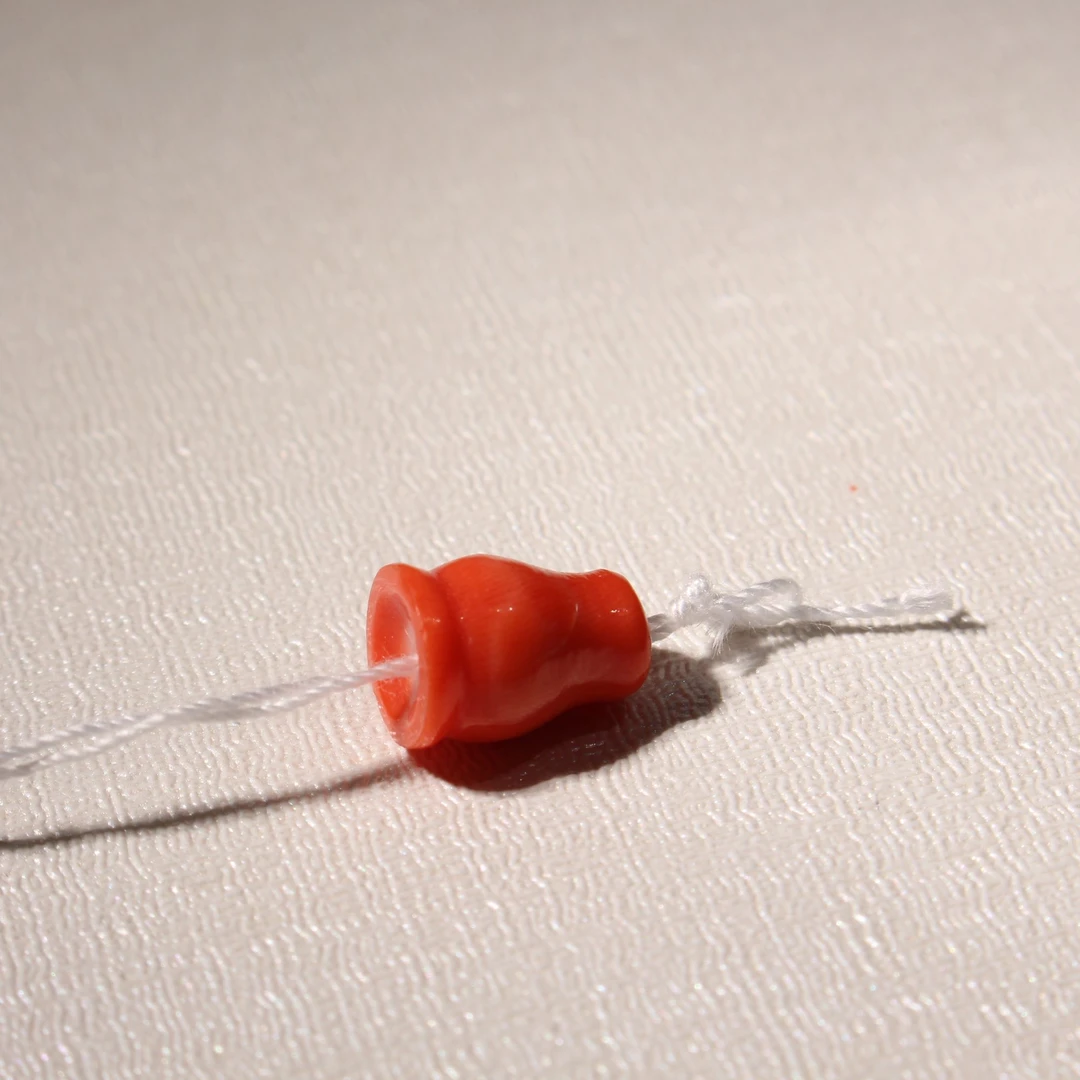 绛树MOMO珊瑚佛塔  高10.9MM 径8.1MM  1克