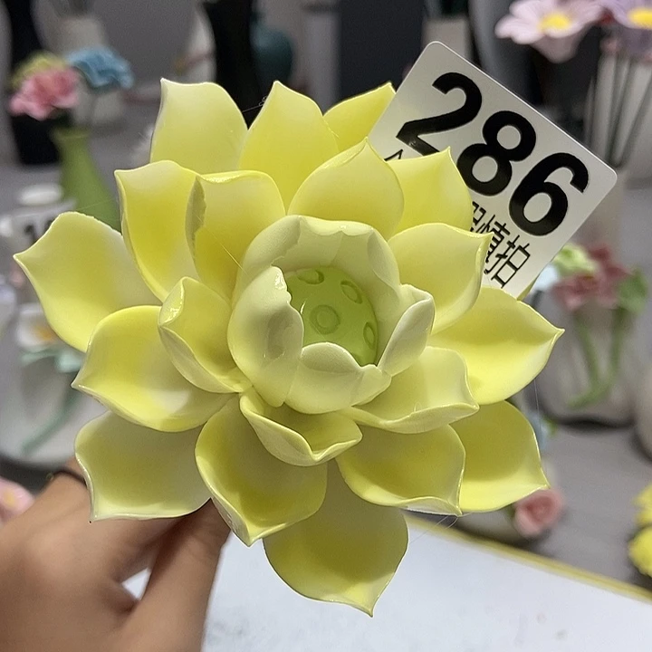 陶瓷纯手工捏花设计