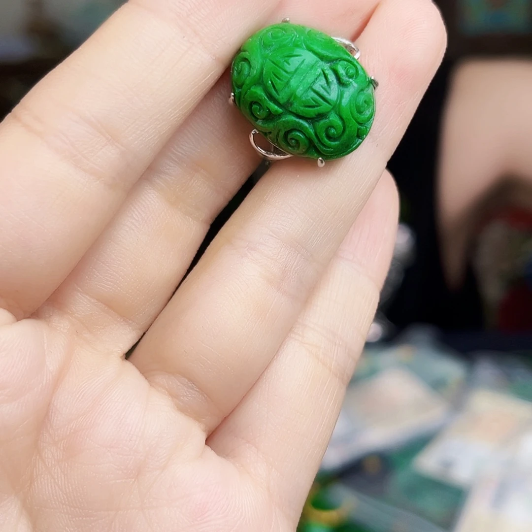 翡翠银S925镶嵌颈饰多样性