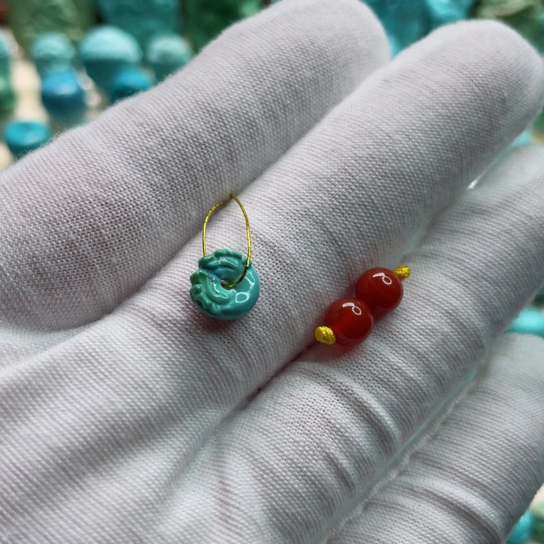 南红玛瑙颈饰未镶嵌