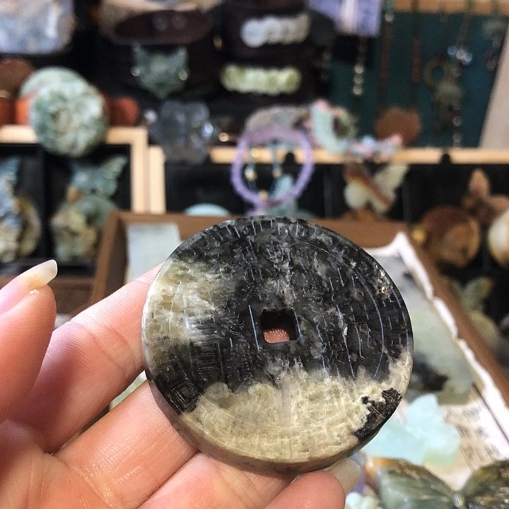 岫玉未镶嵌岫玉挂件