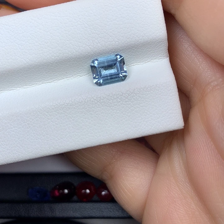 海蓝宝石裸石1.22ct海蓝宝