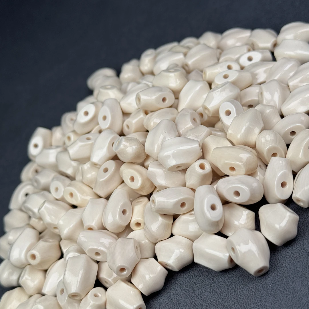 A208天然猛犸象牙 鲨鱼背三通一个 10mm支持鉴定 假一罚四