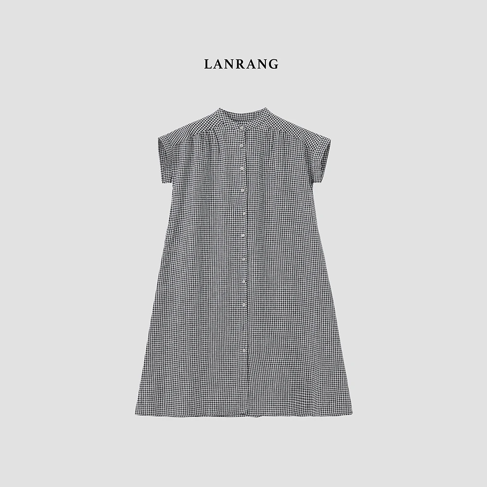 蓝让2025夏季新款落肩袖文艺复古气质立领中长款黑白格度假连衣裙