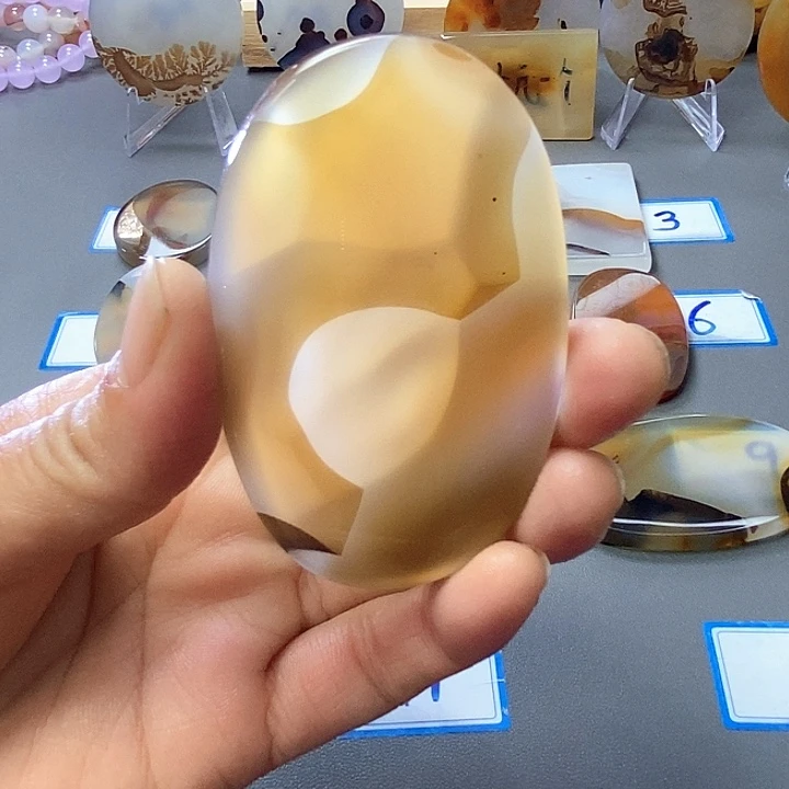 玛瑙/玉髓未镶嵌珠宝半成品