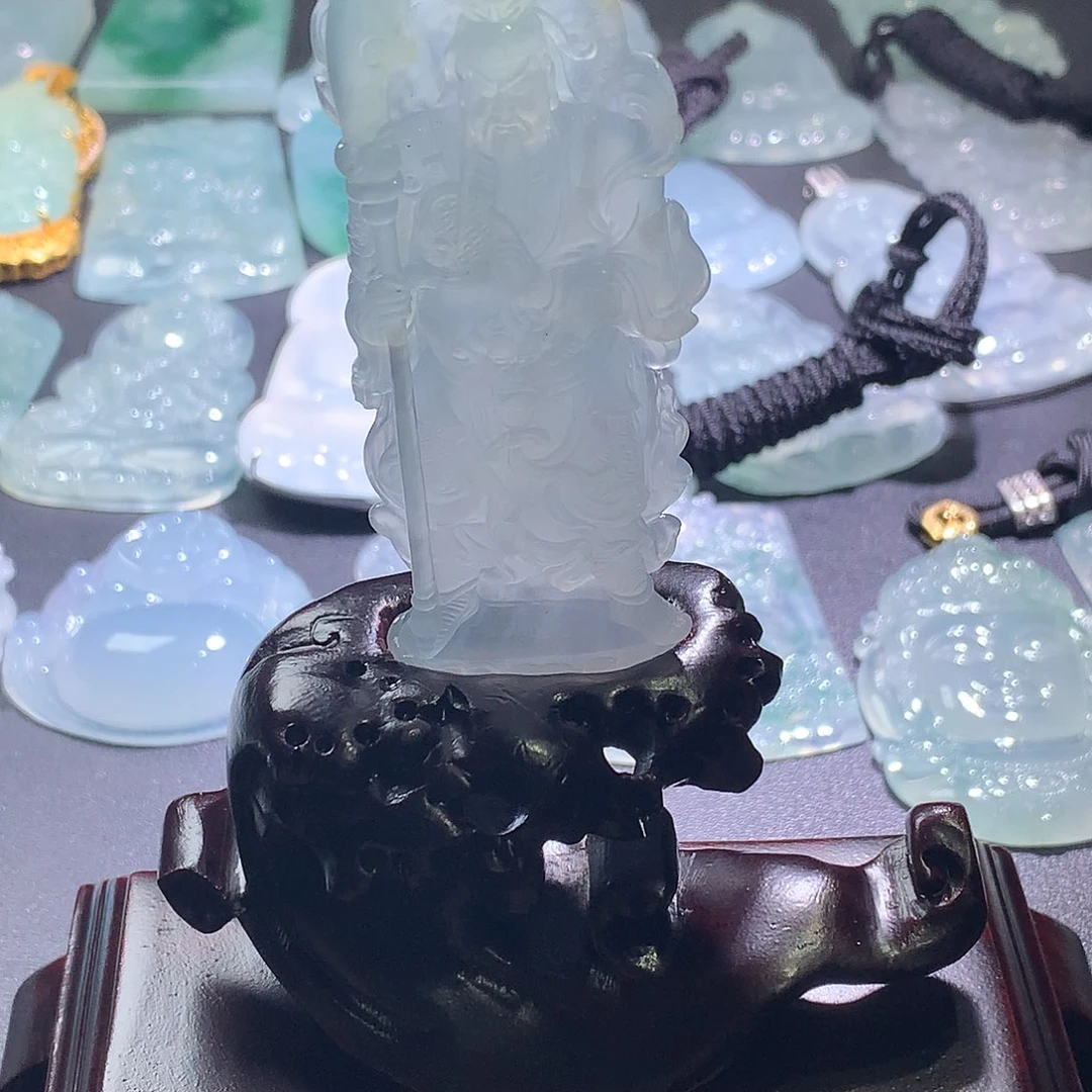 翡翠未镶嵌挂件翡翠