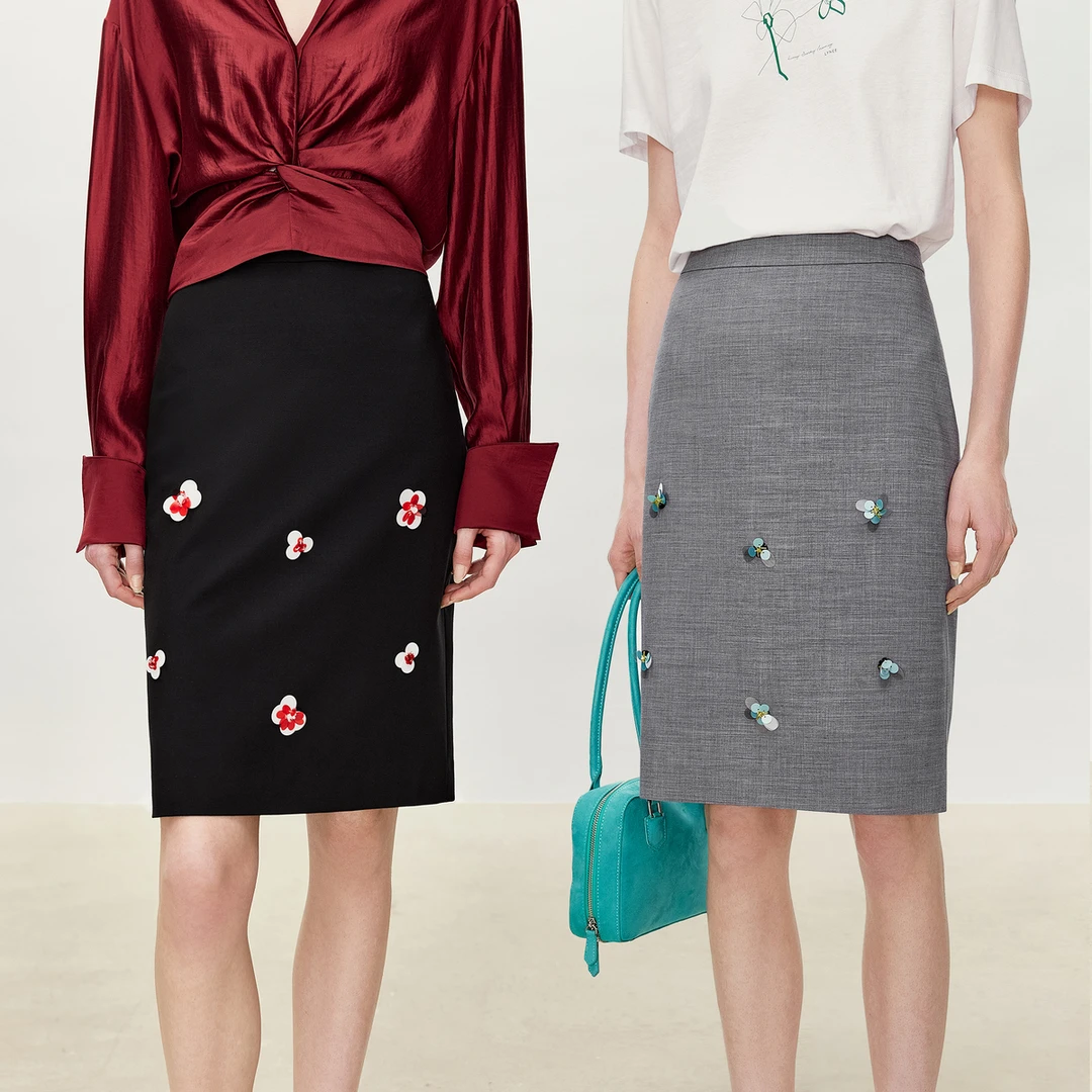 LYNEE  手工钉珠片花朵高腰包臀半身裙气质短半裙LGD2FSW188